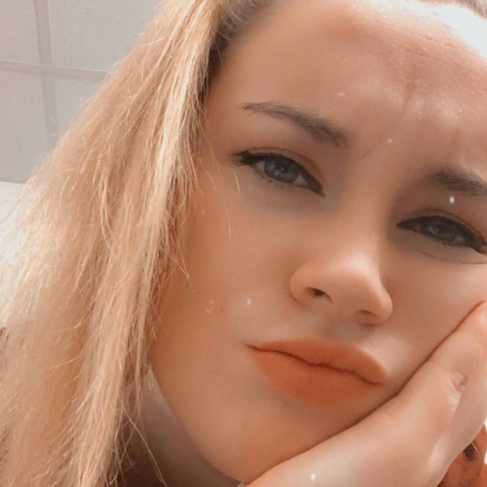 Meet your Posher, Lexi
